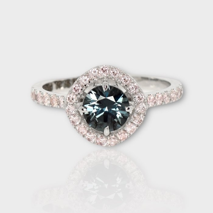 Ingen mindstepris - Ring - 14 karat Hvidguld -  1.45ct. tw. Spinel - Diamant - GCI 1.01 Vivid Blue