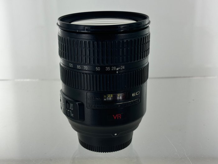 Nikon AF-S Nikkor 35-56/24-120mm G ED VR Zoomobjektiv