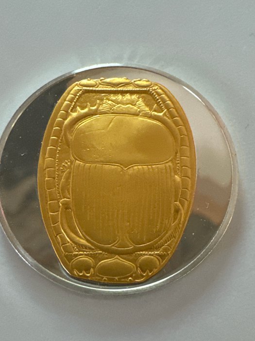 Verden. Silver medal 1978 Egyptian Museum - Scarab Bracelet, 1 Oz  (Ingen mindstepris)