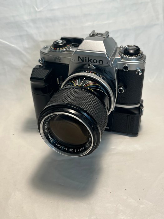 Nikon FG + MD14 motor + 43/86 mm zoom lens Reflekskamera med enkelt linse (SLR)