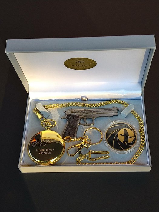 James Bond - Lot of 3 - Limited Edition 24K Gold plated Pocket Watch + 24K Coin + Handgun keyring