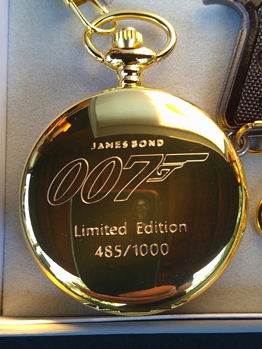 James Bond - Lot of 3 - Limited Edition 24K Gold plated Pocket Watch + 24K Coin + Handgun keyring