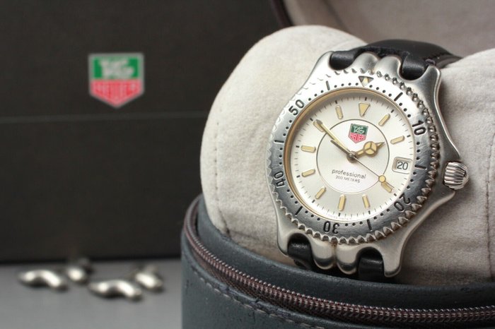 TAG Heuer - Professional 200m - WG111B - Mænd - 2000-2010