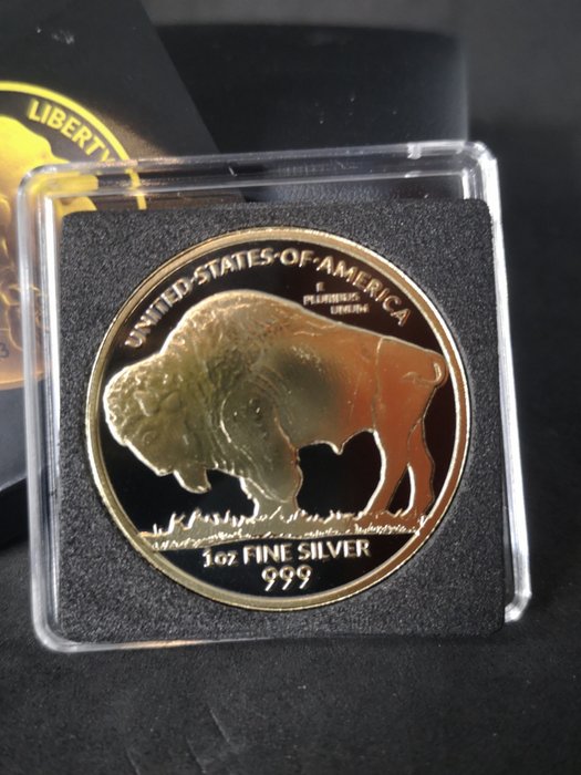 Förenta staterna. Silver medal 2023 American Silver Buffalo Round - Black Platinum-  24k Gold Gilded, 1 Oz (.999)  (Ingen mindstepris)