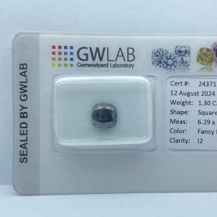 Ingen mindstepris - 1 pcs Diamant  (Naturfarvet)  - 1.30 ct - Pude - Fancy Sort - I2 - Gemewizard Gemological Laboratory (GWLab)