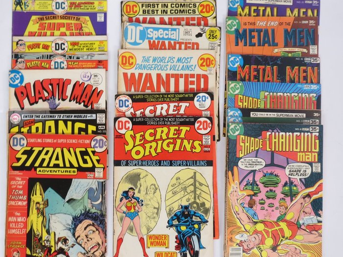 Bundle with rare Bronze Age DC comics - Secret Origins, Wanted -the most dangerous villains, Metal Men , Plastic Man, Shade the changing - 21 Comic - 1970/1977