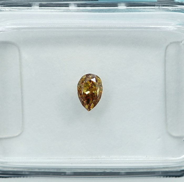 1 pcs Diamant  (Naturfarvet)  - 0.22 ct - Fancy Brunlig Gul - VS2 - International Gemological Institute (IGI)