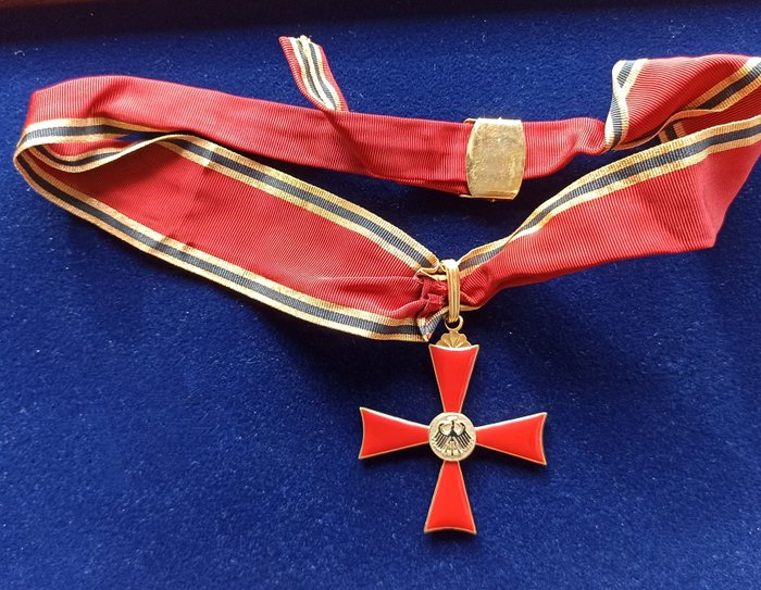 Tyskland - Belønning - Order of Merit, Commander Class