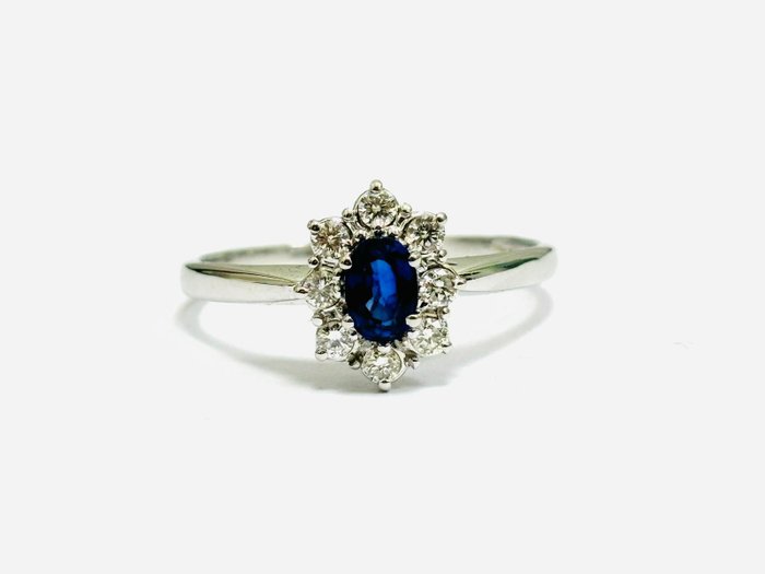 Ring - 18 kraat Hvidguld -  1.35ct. tw. Safir - Diamant - Fremstillet i Italien