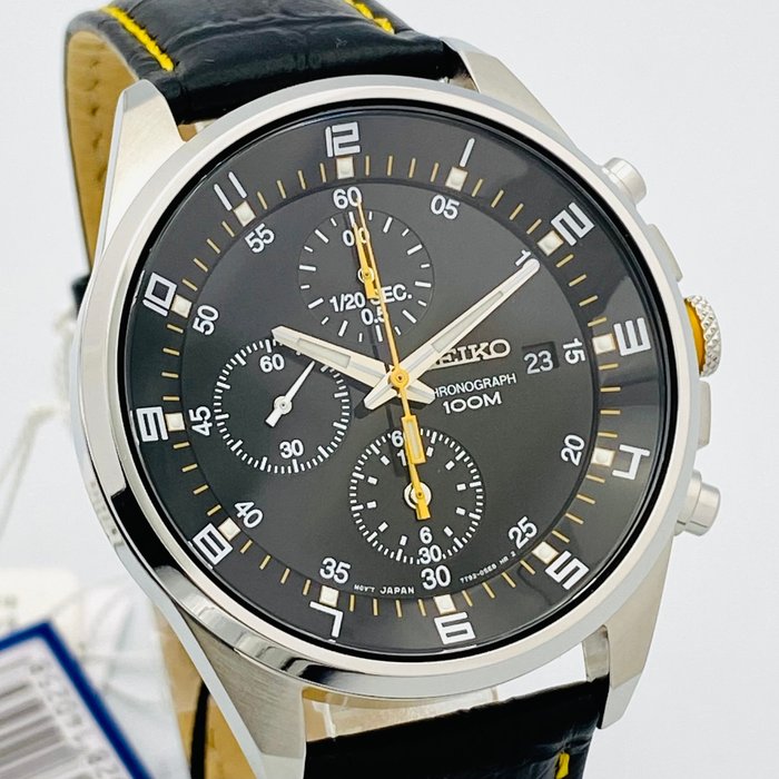 Seiko - Seiko Chronograph Black Dial 100m. Date - Ingen mindstepris - Mænd - 2011-nu