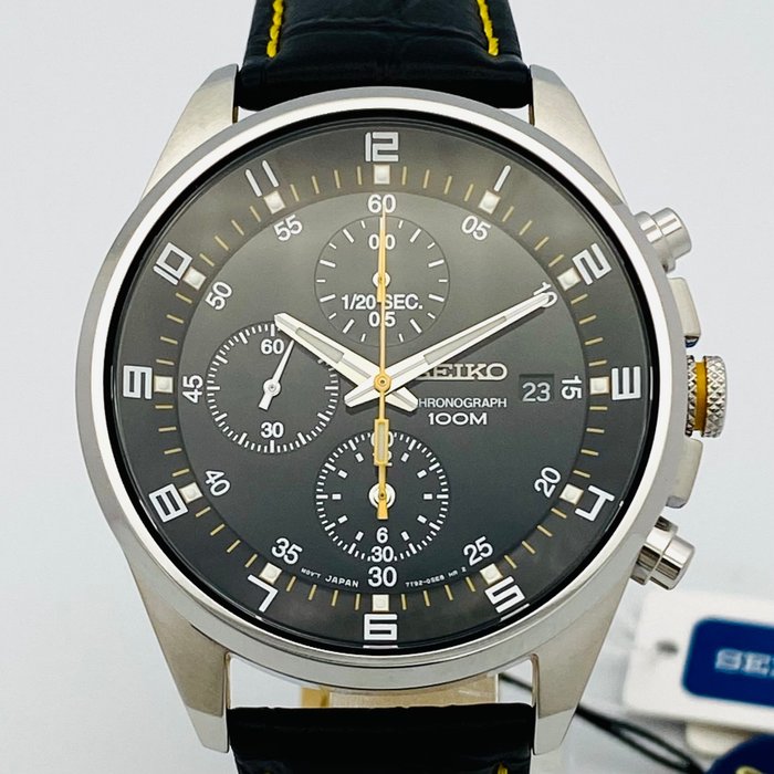 Seiko - Seiko Chronograph Black Dial 100m. Date - Ingen mindstepris - Mænd - 2011-nu