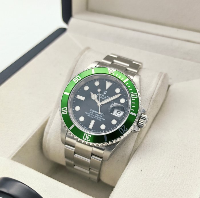 Rolex - Submariner Date Anniversary Green 'Kermit' - 16610T - Mænd - 2004