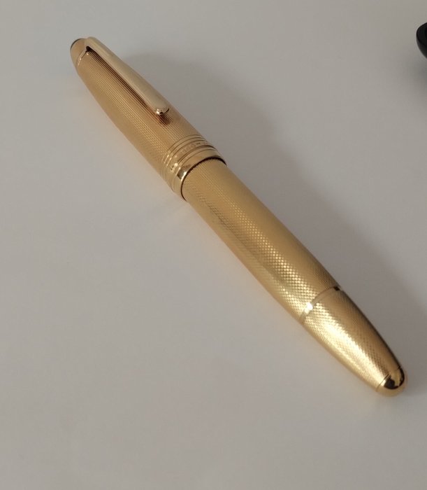 Montblanc - 146 Solitaire Gold Plated / W.Germany - Pen