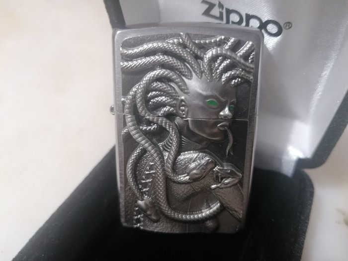 Zippo, Midnight Medusa, Medal 3D 2012 - Limited  Special Edition - Lighter - Stål (rustfrit)