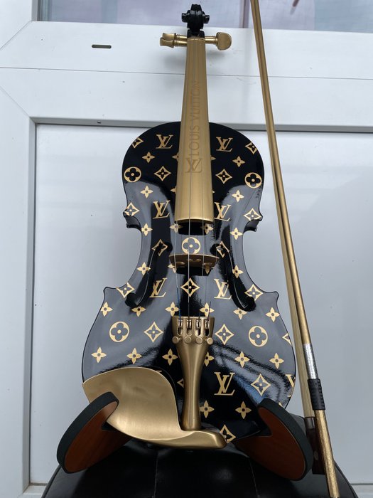 J.Reinhardt - Louis Vuitton Violin - Noir  Gold