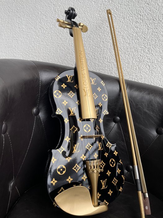 J.Reinhardt - Louis Vuitton Violin - Noir  Gold