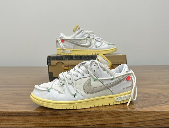 Nike X Off White - Sneakers - Størelse: Shoes / EU 40