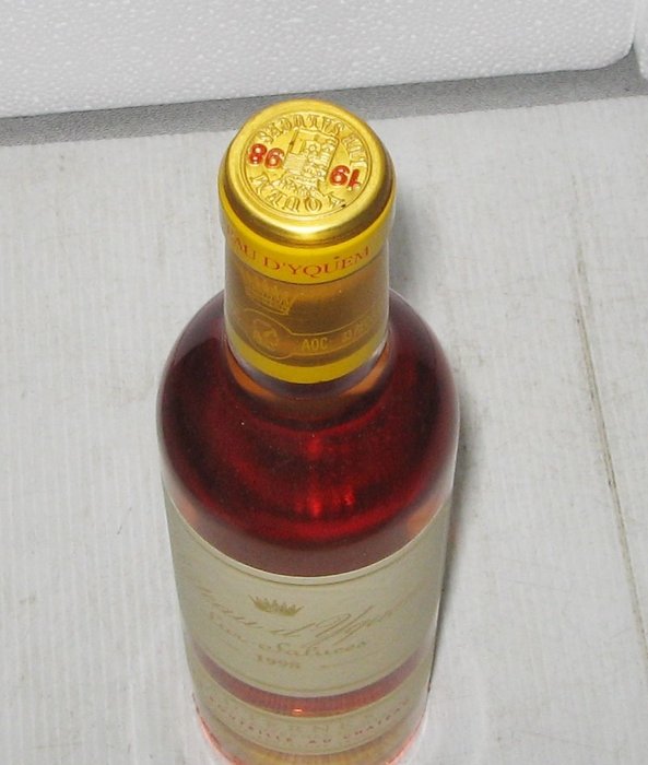 1998 Château d'Yquem - Sauternes 1er Cru Supérieur - 1 Halvflaske (0,375 L)