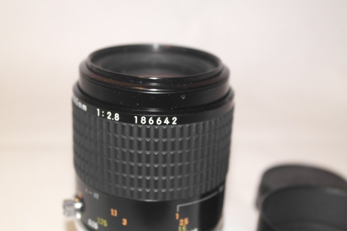 Nikon 105MM F2.8 AI Analogt kamera