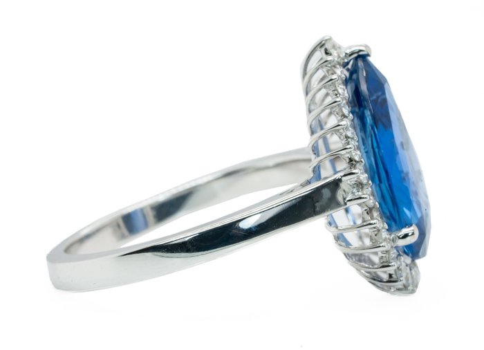 Ingen mindstepris - Ring - 18 kraat Hvidguld, Rich Blue (Ceylon) -  4.14ct. tw. Safir - Diamant - 0,28ct -SI-I1