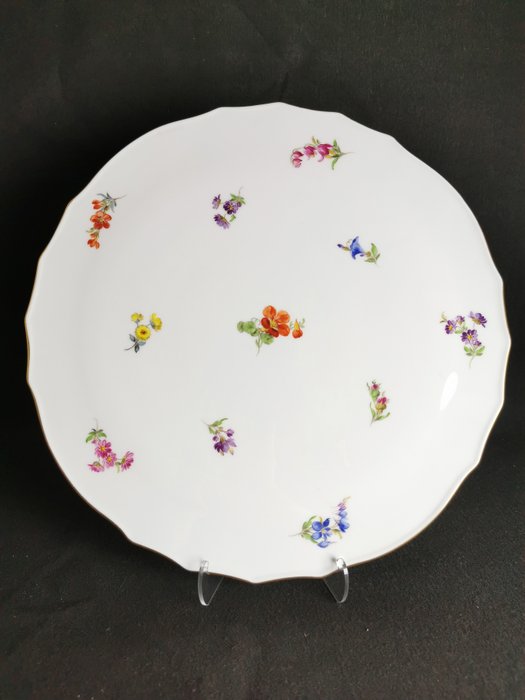 Meissen - Bakke - Bakkediameter 32 cm - Spredt blomst - 1.Wahl (1924-1934) - Porcelæn