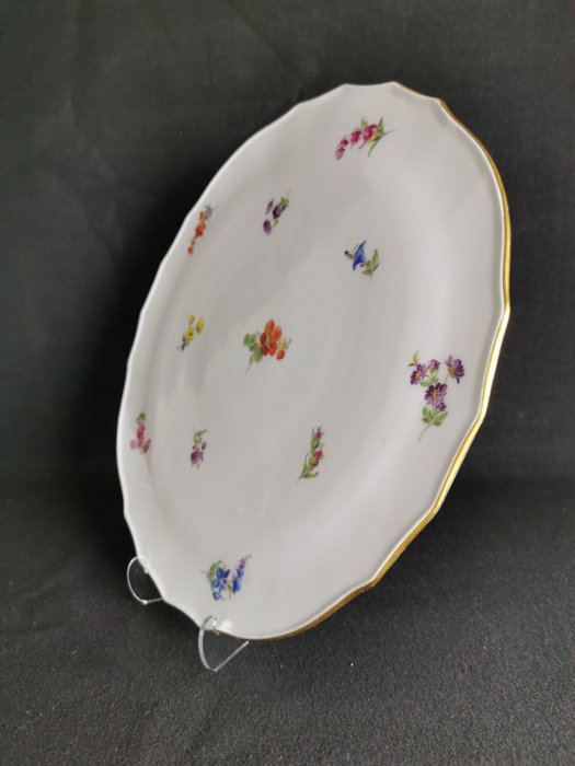 Meissen - Bakke - Bakkediameter 32 cm - Spredt blomst - 1.Wahl (1924-1934) - Porcelæn