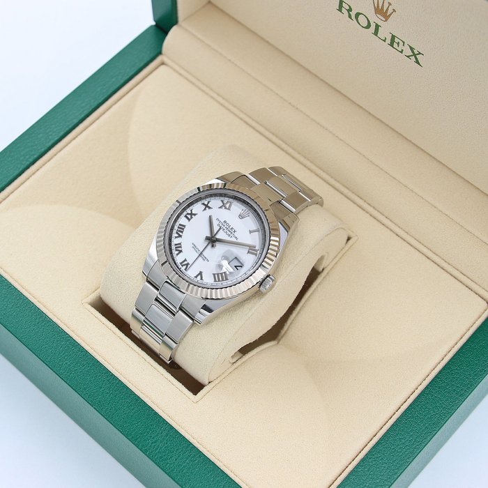 Rolex - Oyster Perpetual Datejust - White Roman Dial - Ref. 126334 - Mænd - 2011-nu