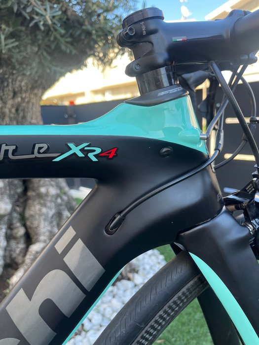 Bianchi - Ud over XR4 - Racercykel - 2021