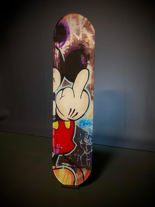 Mike Blackarts - Iconic Rebellion - Pop Art Skateboard