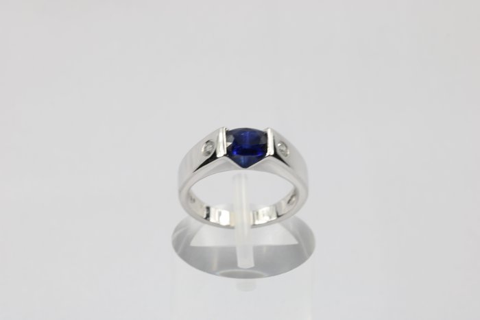 Ring - 18 kraat Hvidguld -  138ct tw Safir - Diamant