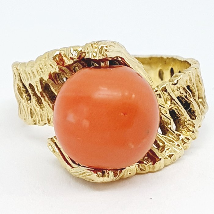 Ring - 18 kraat Gulguld -  5.00ct. tw. Koral