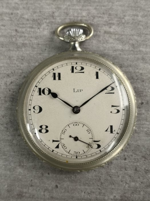 Lip - extra slim - pocket watch - 1901-1949