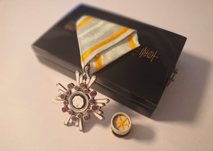 Japan - Medalje - Order Of The Sacred Treasure 5th Class