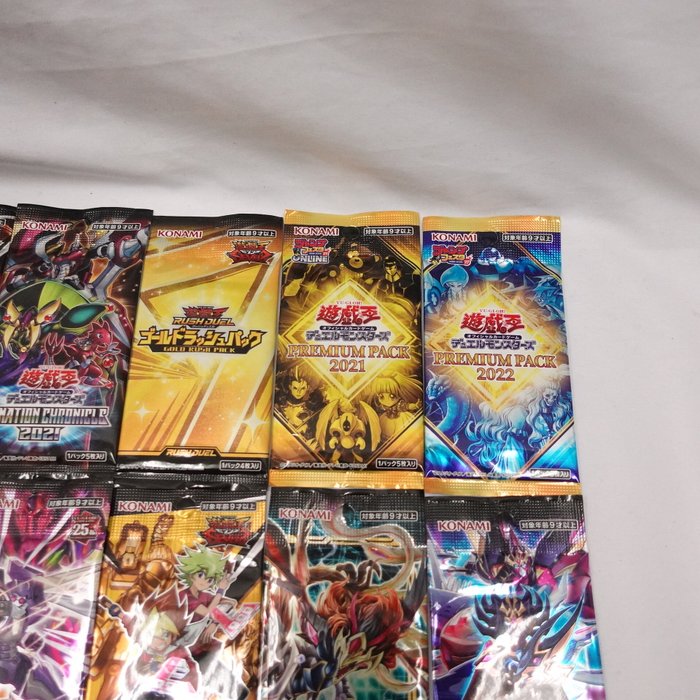 Konami - 70 Booster pack - Yu-Gi-Oh!