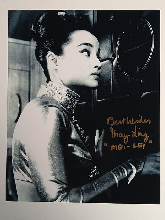 James Bond 007: Goldfinger - May-Ling "Mei-Lei" - Signed photo with COA