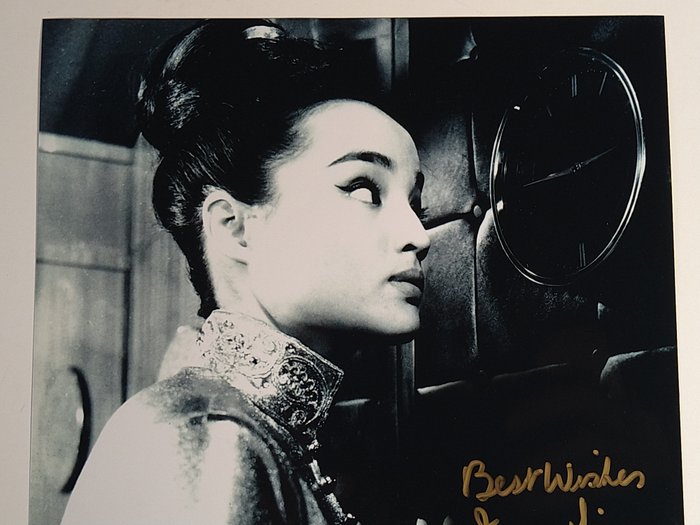 James Bond 007: Goldfinger - May-Ling "Mei-Lei" - Signed photo with COA