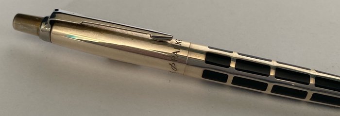 Parker - JOTTER SERIE LIMITEE ARGENT MASSIF - 50 ème Edition - Pen