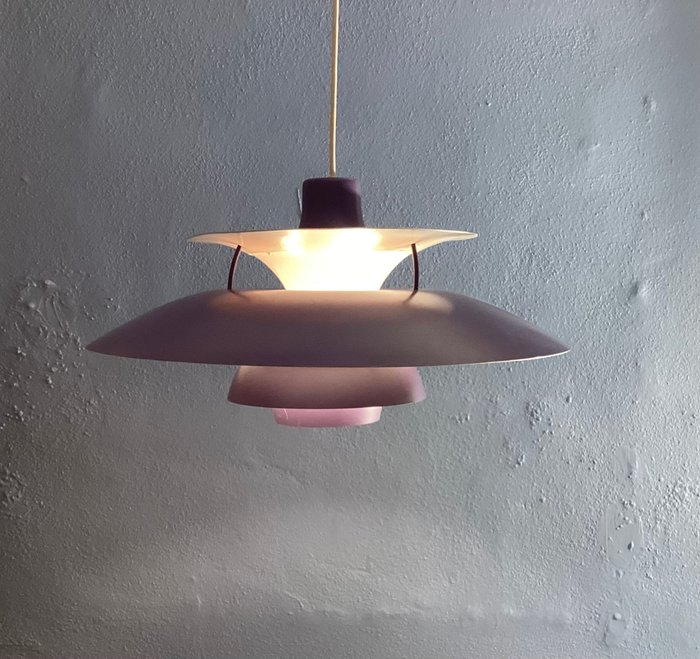 Louis Poulsen - Poul Henningsen - Lampe - PH5 - Metal