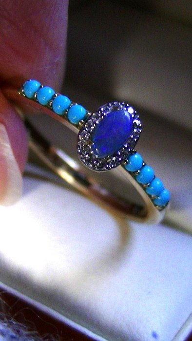 Ring - 14 karat Gulguld Opal - Diamant