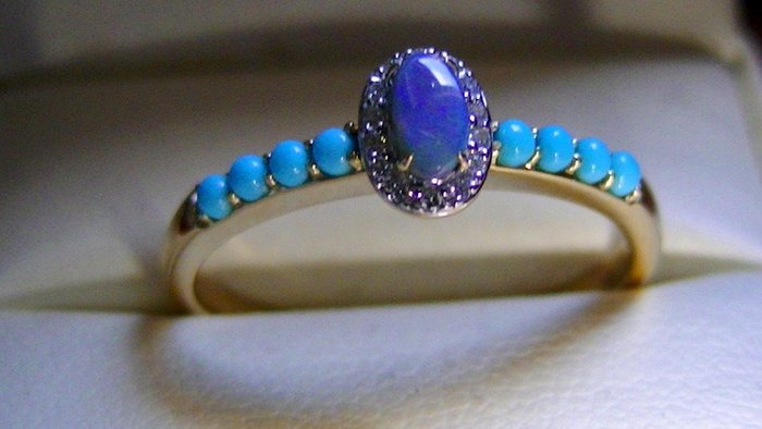 Ring - 14 karat Gulguld Opal - Diamant