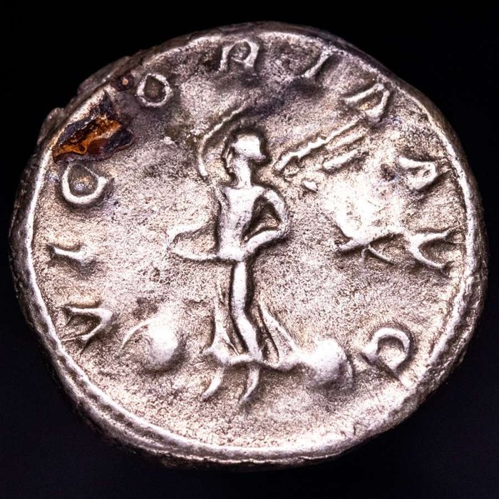 Romarriket. Elagabalus (AD 218-222). Denarius Rome, 220-222.  VICTORIA AVG  (Ingen mindstepris)