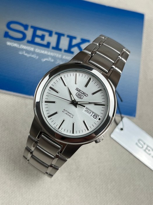 Seiko - 5 - Automatic Day Date - Ingen mindstepris - SNKA01K1 - Mænd - 2011-nu