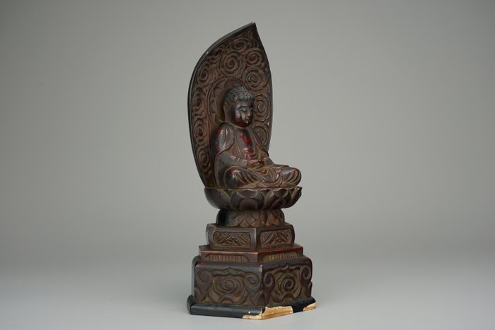 Amida Nyorai (Amitābha) Buddha 阿弥陀如来 - Forgyldt, Lak, Træ - Dated: 1939 - Japan - Shōwa-periode (1926-1989)