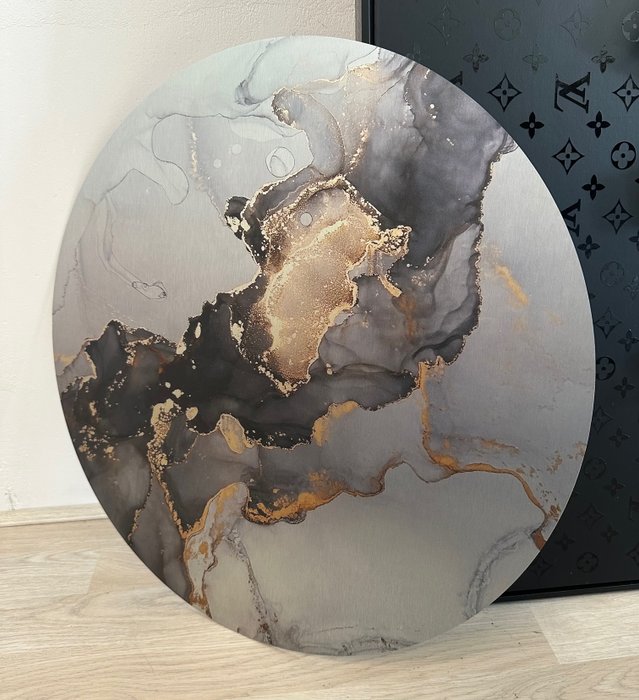 Daluxe Art - 1999 • Luxury Marble Circle