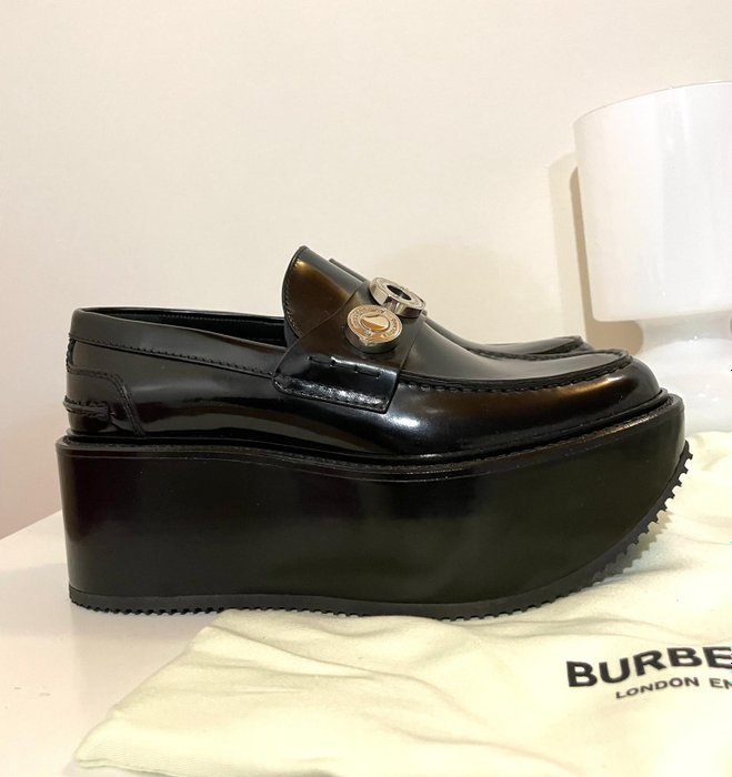 Burberry - Mokassiner - Størelse: Shoes / EU 38