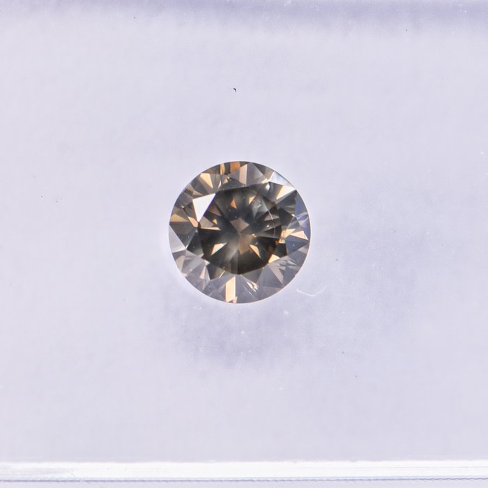 Ingen mindstepris - 1 pcs Diamant  (Naturfarvet)  - 0.26 ct - Rund - Fancy deep Brun Grå - SI2 - International Gemological Institute (IGI)