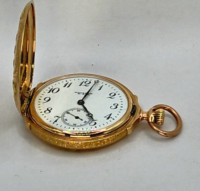 A.W.W.Co Waltham Mass - 14K Dreifarben Goldsavonette - Hirsch + Wappen - USA omkring 1890