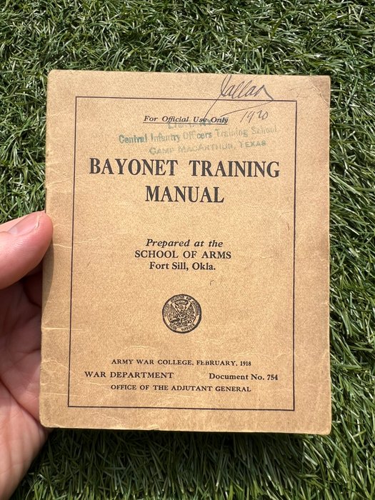 Verenigde Staten van Amerika - WW1 US Bayonet Training Manual - M1903 Rifle - Trench combat - Hand-to-Hand fighting - 1918