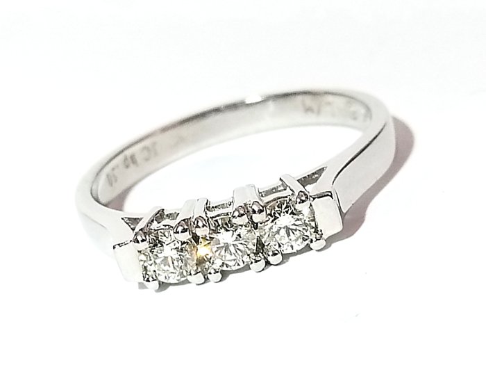 Ingen mindstepris - Ring - 18 kraat Hvidguld -  0.50ct. tw. Diamant (Natur)