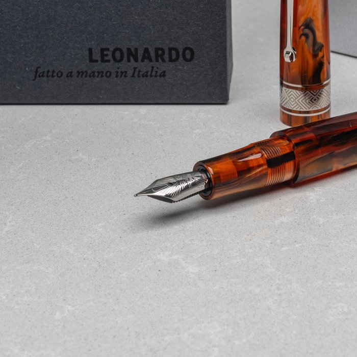 Leonardo Officina Italiana - Supernova regular Caramel - Fyldepen